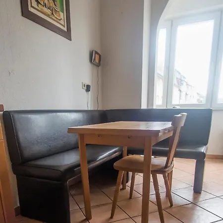 Apartment Glaser