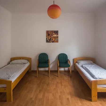 Apartment Glaser